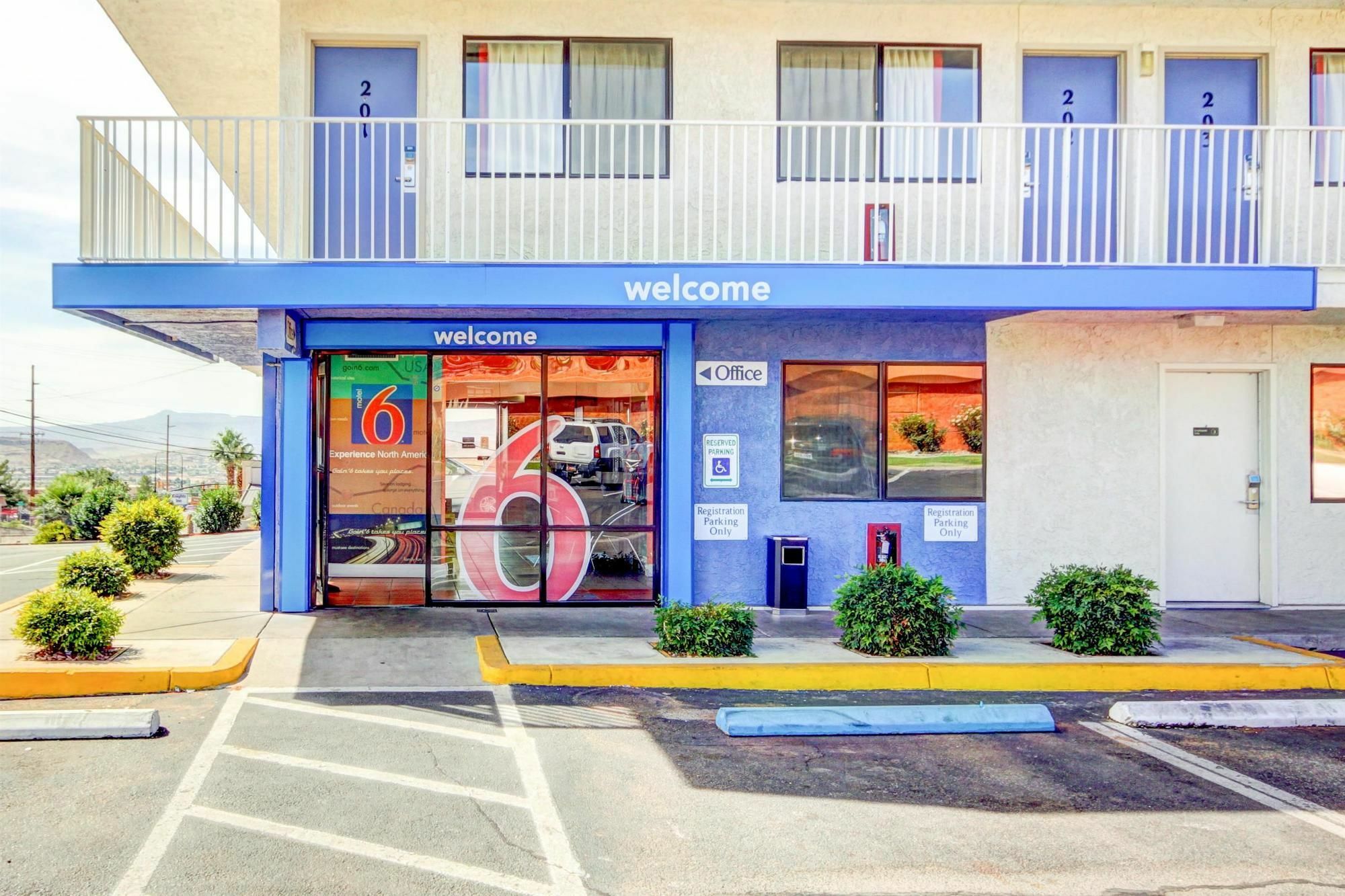 Motel 6 Saint George, Ut Luaran gambar